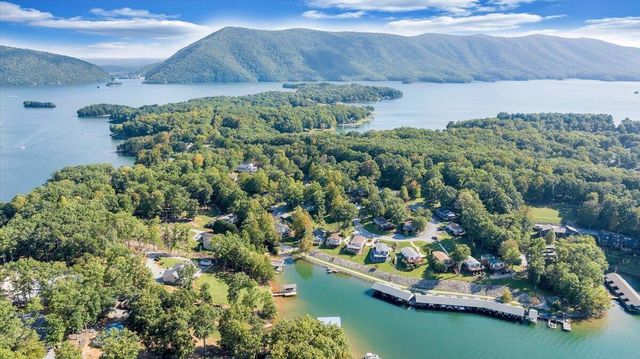 300 Mill Lake RD, Huddleston, VA 24104