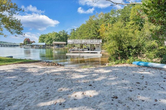 300 Mill Lake RD, Huddleston, VA 24104