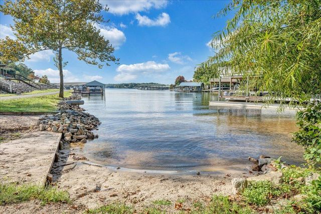 300 Mill Lake RD, Huddleston, VA 24104