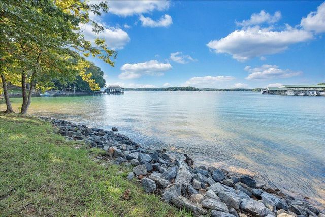 300 Mill Lake RD, Huddleston, VA 24104