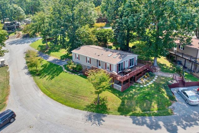 300 Mill Lake RD, Huddleston, VA 24104