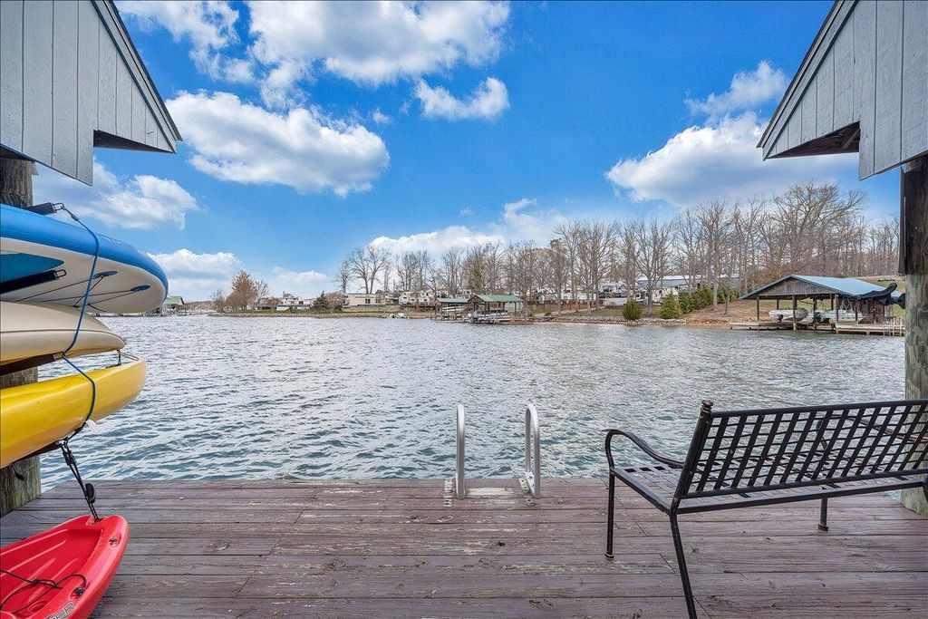 300 Mill Lake RD, Huddleston, VA 24104