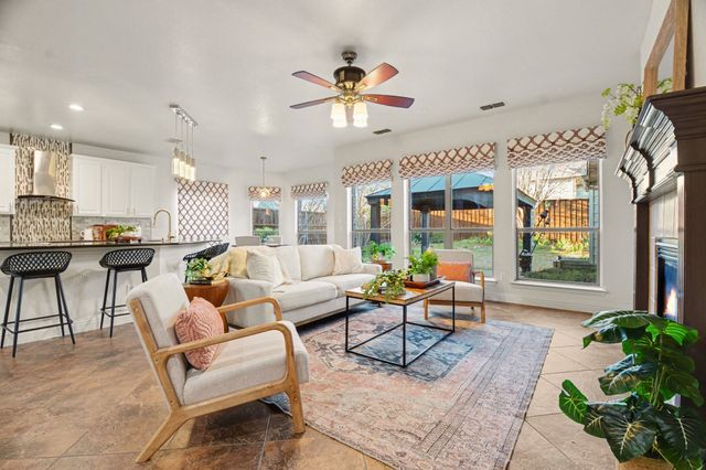 341 Greenfield Drive, Murphy, TX 75094