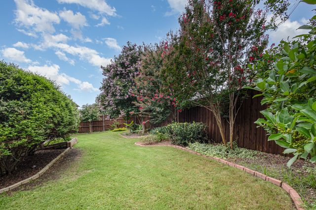 341 Greenfield Drive, Murphy, TX 75094