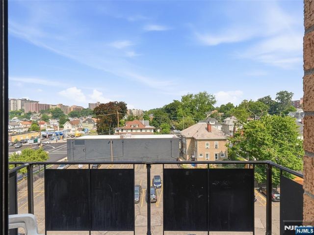 5 Linden Street 6i, Hackensack, NJ 07601