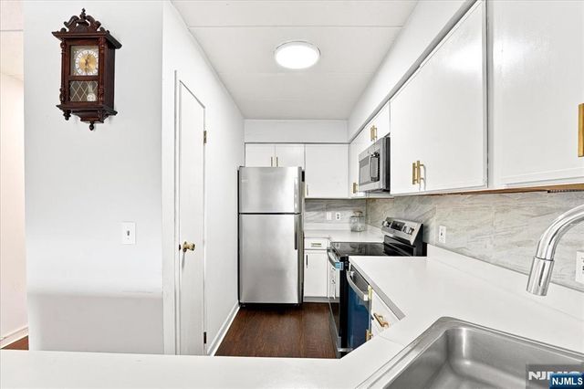 5 Linden Street 6i, Hackensack, NJ 07601