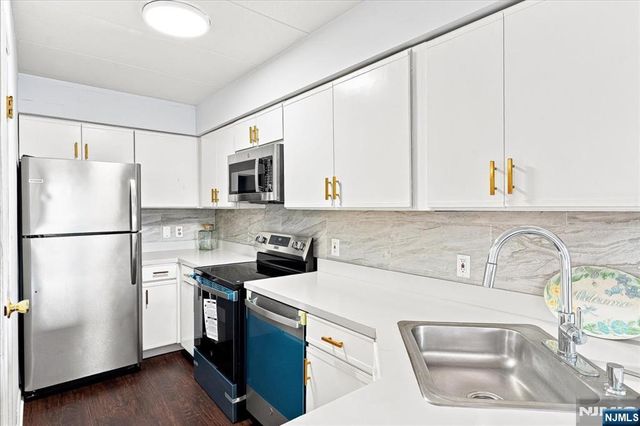 5 Linden Street 6i, Hackensack, NJ 07601