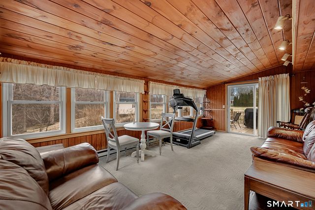 132 Botsford Road, Seymour, CT 06483