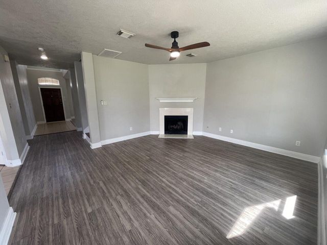 4519 Regal Drive, Baytown, TX 77521