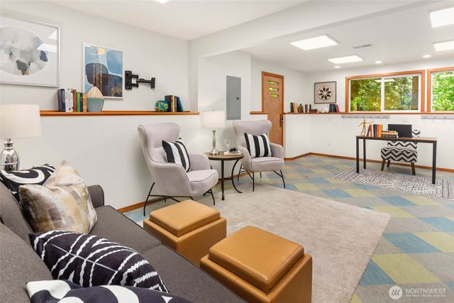 14460 NE 16th Place, Bellevue, WA 98007