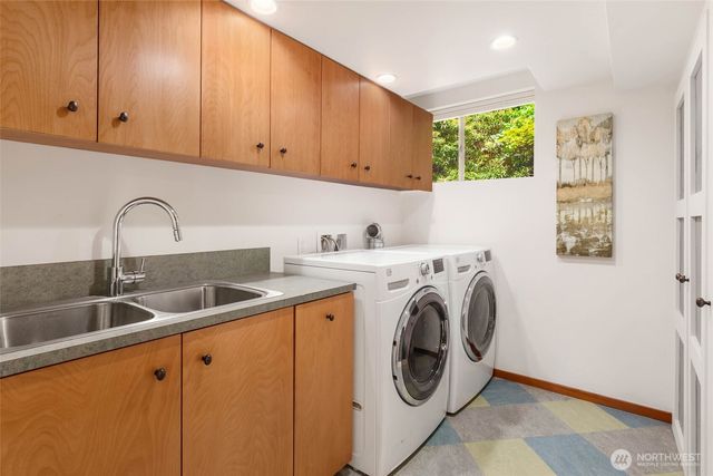 14460 NE 16th Place, Bellevue, WA 98007