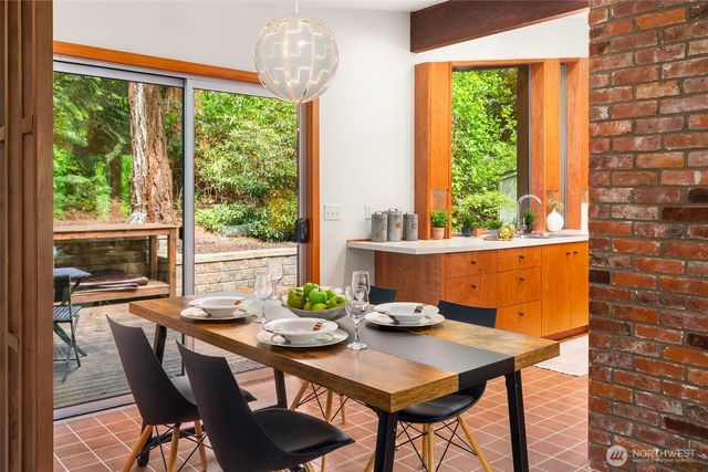 14460 NE 16th Place, Bellevue, WA 98007