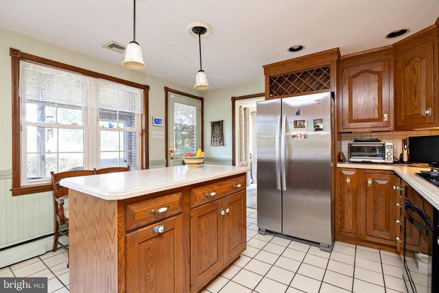 957 MERCER DR, Haddonfield, NJ 08033