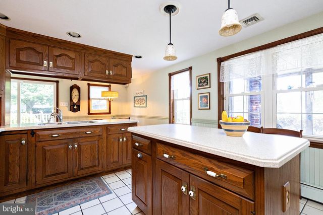 957 MERCER DR, Haddonfield, NJ 08033