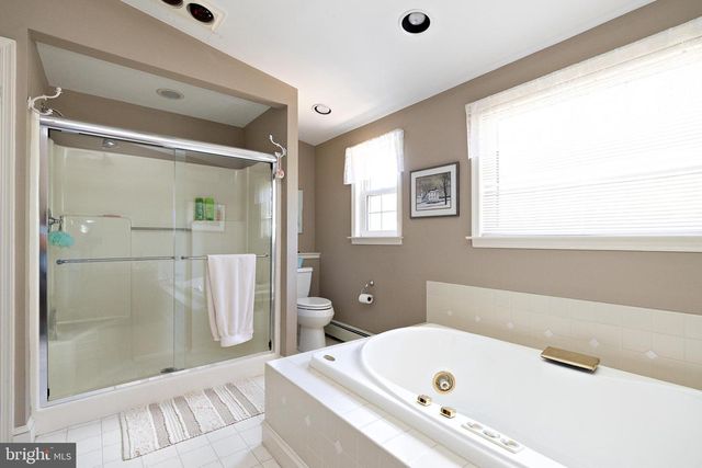 957 MERCER DR, Haddonfield, NJ 08033