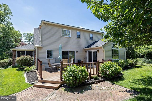 957 MERCER DR, Haddonfield, NJ 08033