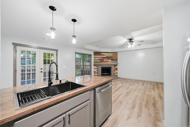 29 High Timber Dr, Maumelle, AR 72113