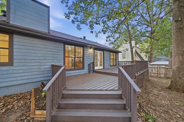 29 High Timber Dr, Maumelle, AR 72113