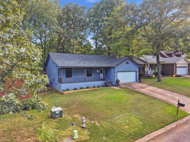 29 High Timber Dr, Maumelle, AR 72113