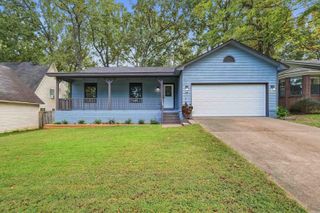 29 High Timber Dr, Maumelle, AR 72113