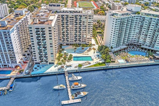 1200 West Ave 1005, Miami Beach, FL 33139