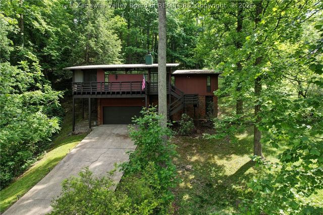 1521 Coonskin Drive, Charleston, WV 25311