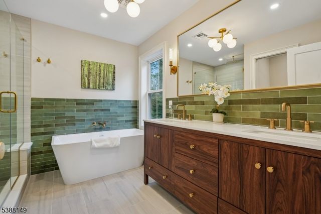 36 Oakview Ave, Maplewood Twp., NJ 07040