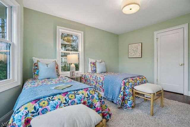 36 Oakview Ave, Maplewood Twp., NJ 07040