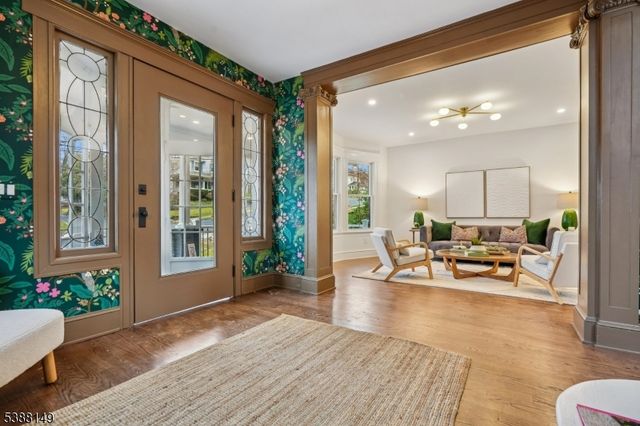 36 Oakview Ave, Maplewood Twp., NJ 07040