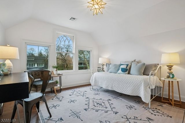 36 Oakview Ave, Maplewood Twp., NJ 07040