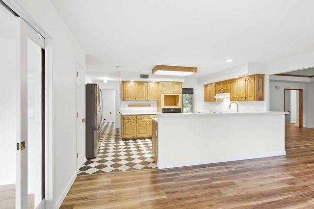 2870 W MILL CREEK TERR, Columbia, MO 65203