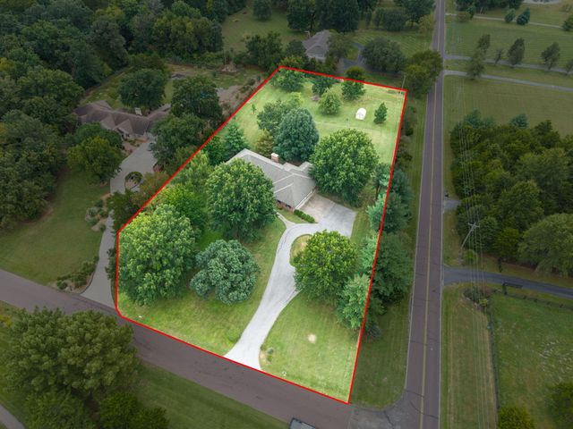 2870 W MILL CREEK TERR, Columbia, MO 65203