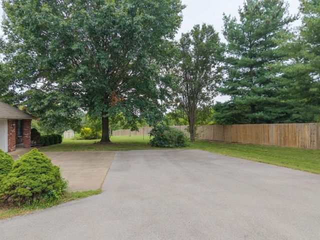 2870 W MILL CREEK TERR, Columbia, MO 65203