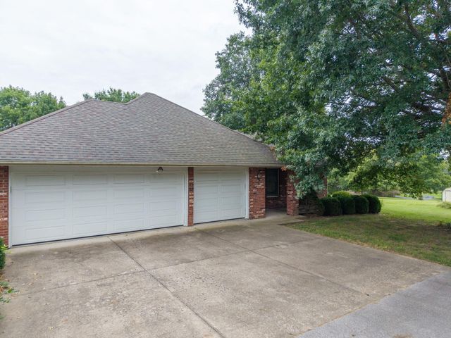 2870 W MILL CREEK TERR, Columbia, MO 65203