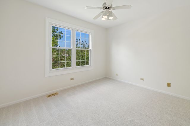 1119 Berkshire Lane, Barrington, IL 60010
