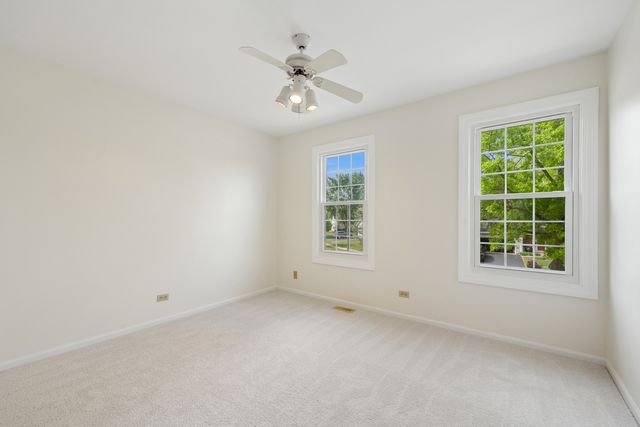 1119 Berkshire Lane, Barrington, IL 60010