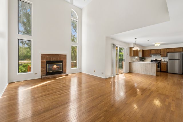 1119 Berkshire Lane, Barrington, IL 60010