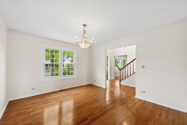 1119 Berkshire Lane, Barrington, IL 60010