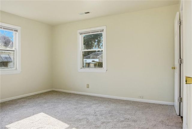 28 Fiske ST, Portsmouth, VA 23702