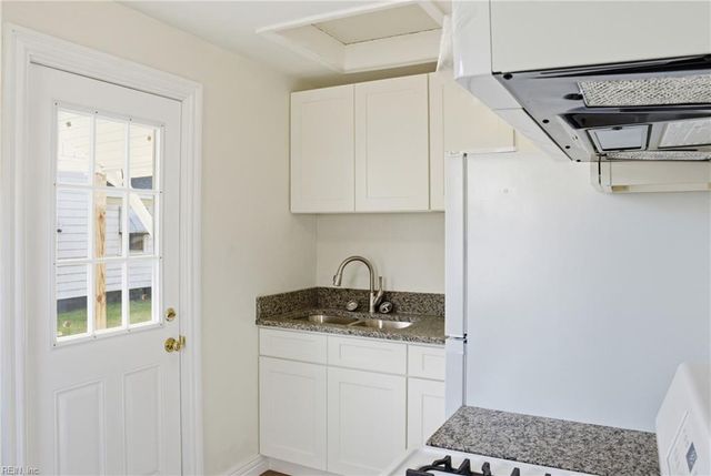 28 Fiske ST, Portsmouth, VA 23702