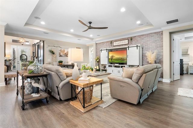 469 WEDGEWORTH LANE, Deland, FL 32724