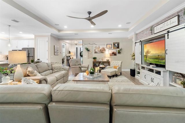 469 WEDGEWORTH LANE, Deland, FL 32724