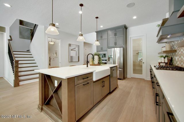 57 NOBLE OAK Drive, St. Johns, FL 32259