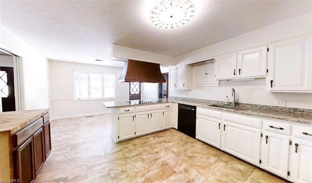 167 Overlook Drive, Advance, NC 27006