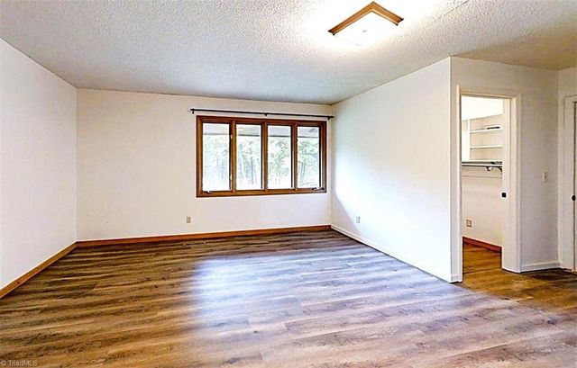 167 Overlook Drive, Advance, NC 27006