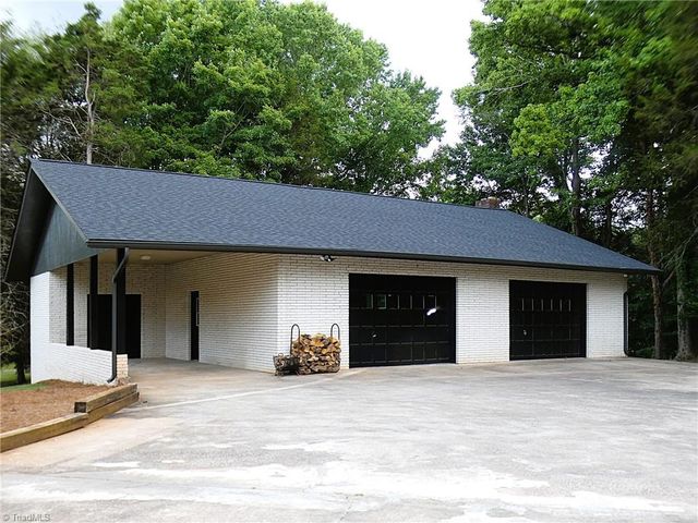 167 Overlook Drive, Advance, NC 27006