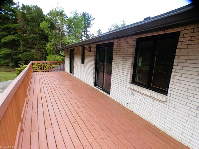 167 Overlook Drive, Advance, NC 27006