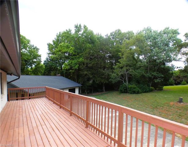 167 Overlook Drive, Advance, NC 27006