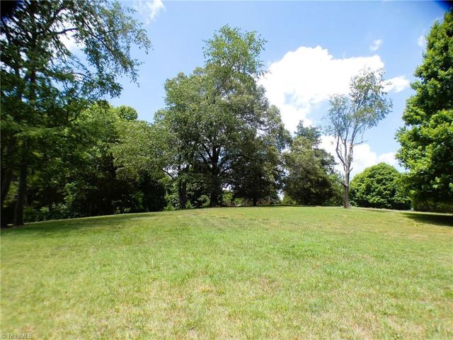 167 Overlook Drive, Advance, NC 27006