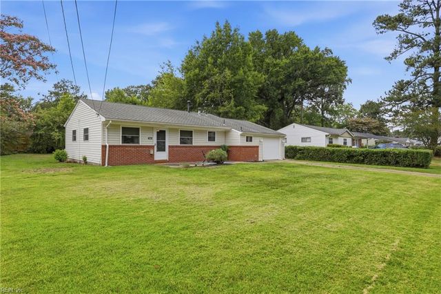 429 Mango DR, Virginia Beach, VA 23452